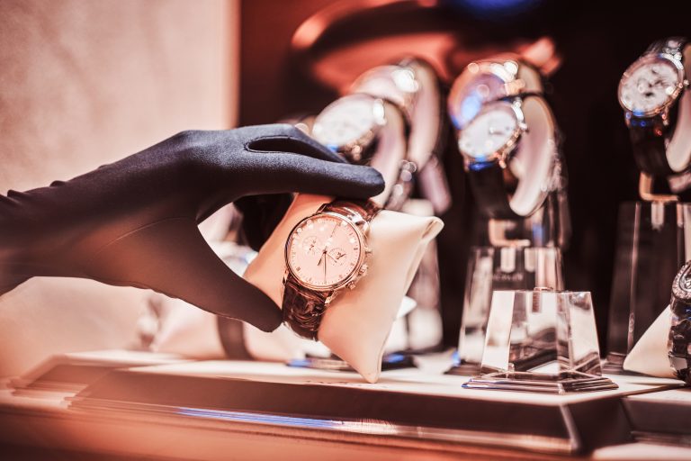 Rolex Saat Modelleri ve Seçim Rehberi